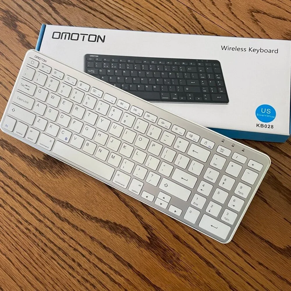 OMOTON Keyboard with Numeric, Ultra Slim Wireless Bluetooth Keyboard
